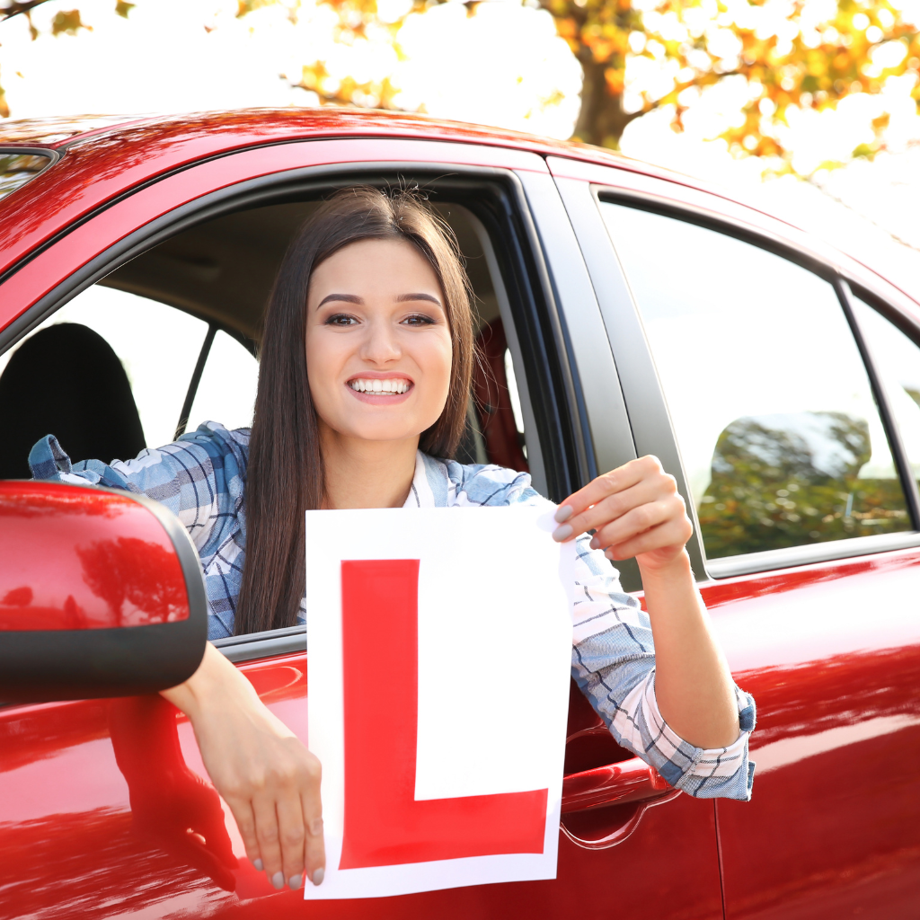 Driving Lessons Passed, Driving lessons with high pass rate and experienced instructors. DBS Checked and flexible times ensure a smooth learning journey.
